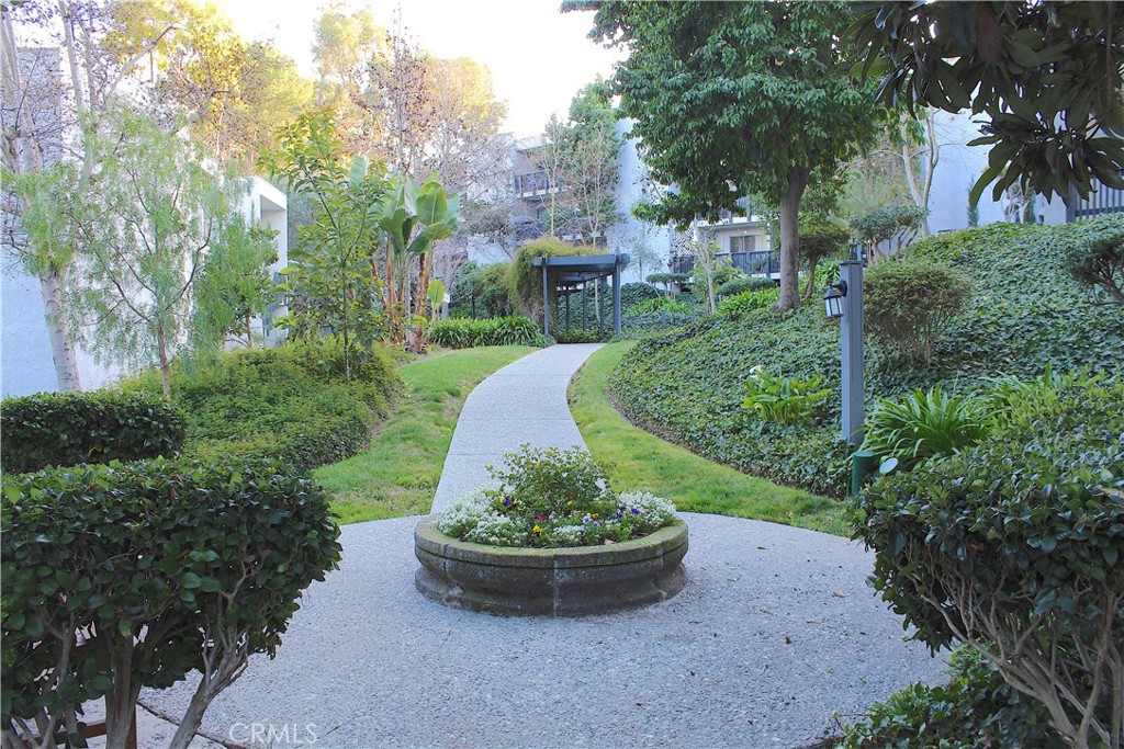 3604 W Estates Lane 201