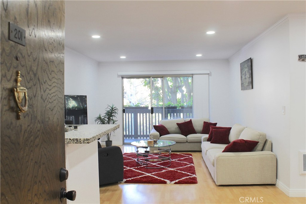 3604 W Estates Lane 201