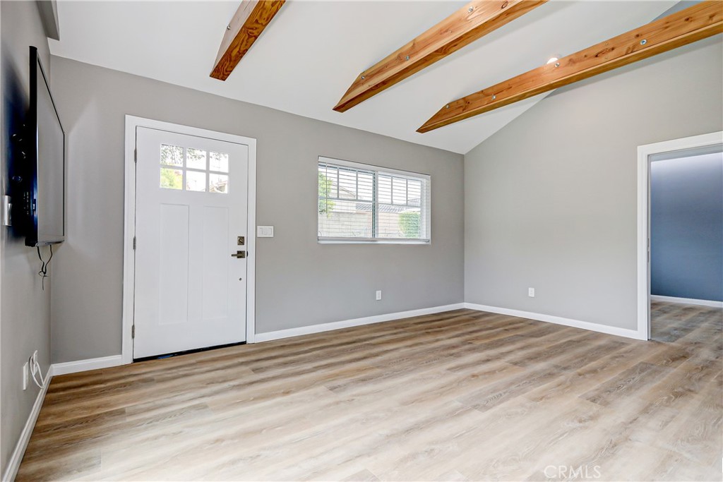 1228 Hickory