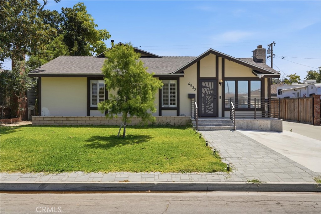 4532 Graywood Avenue