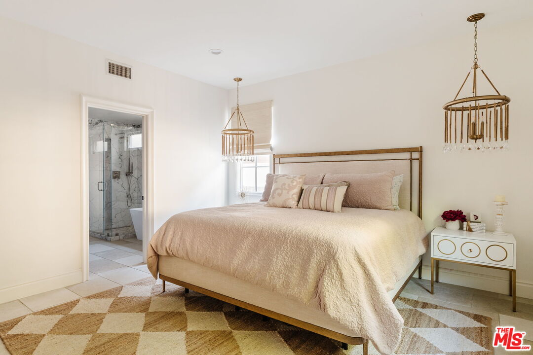 1619 Artesia Blvd Unit: A