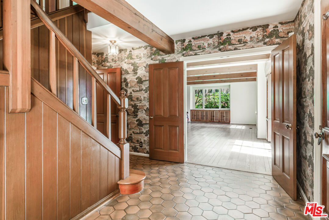 2109 Rosita Pl