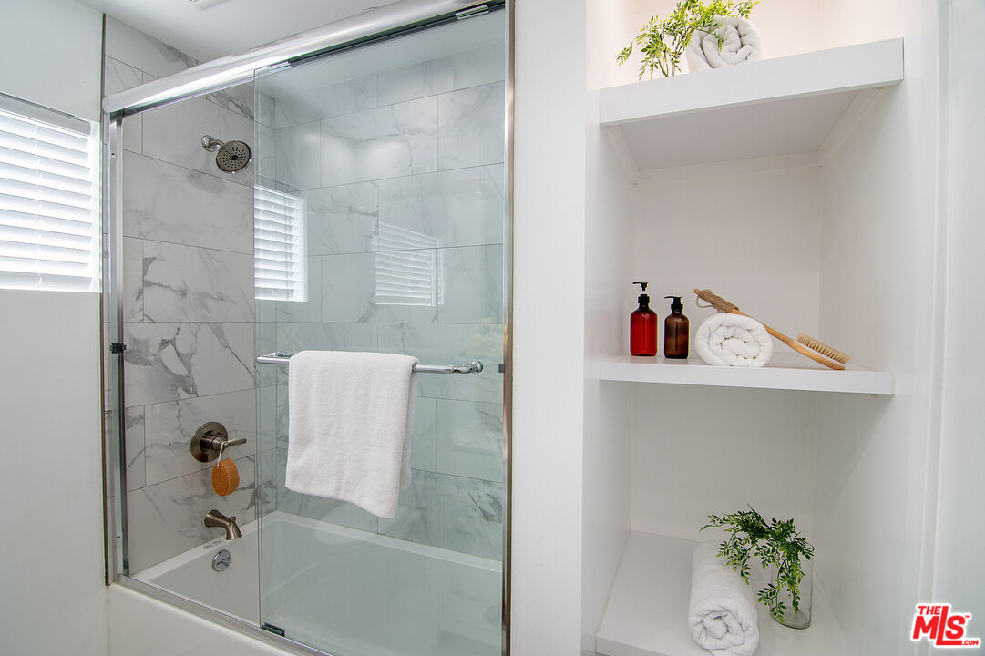 843 4th St Unit: 103