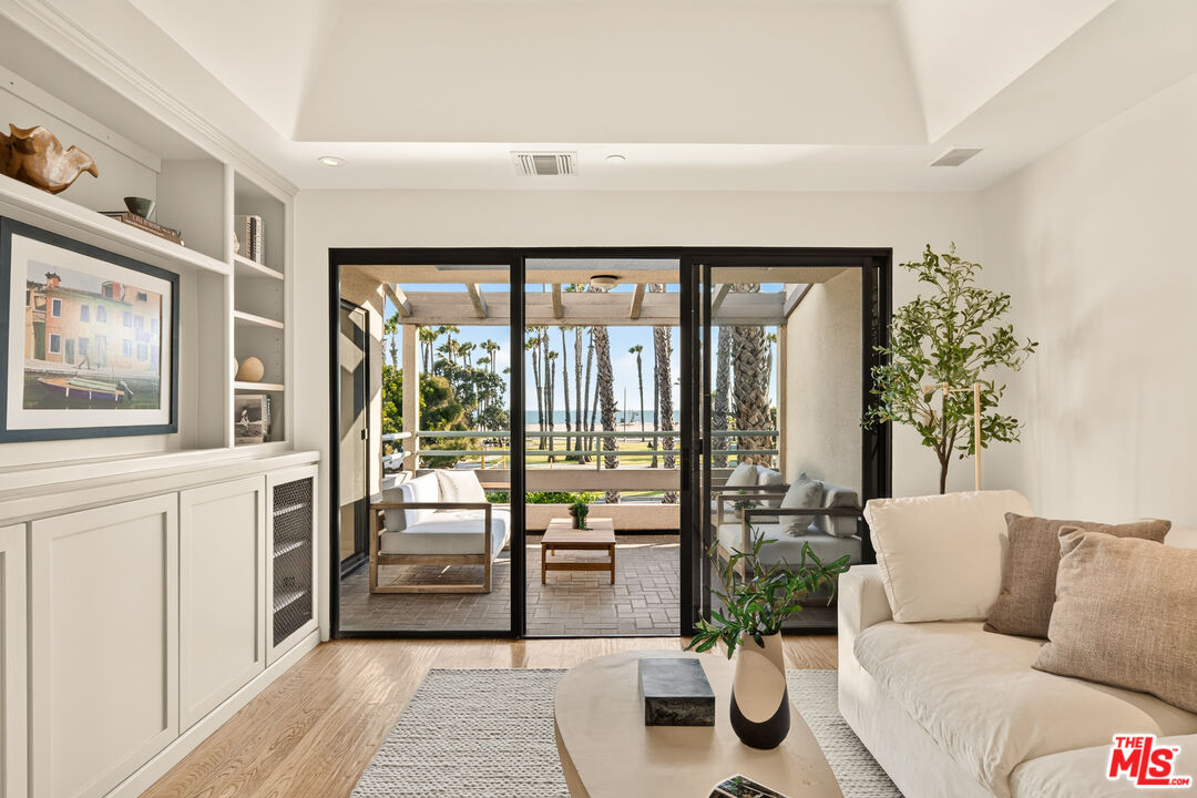 20 Ocean Park Blvd Unit: 7