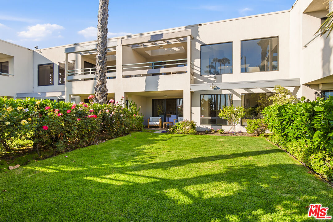 20 Ocean Park Blvd Unit: 7