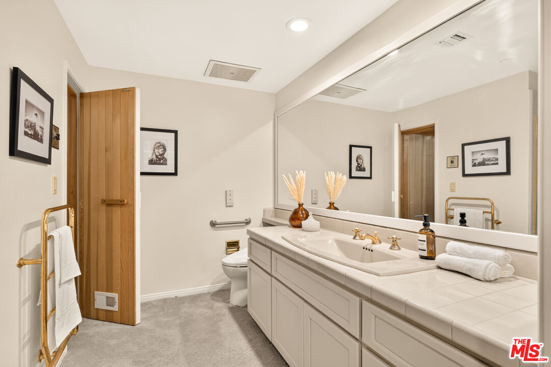 20 Ocean Park Blvd Unit: 7