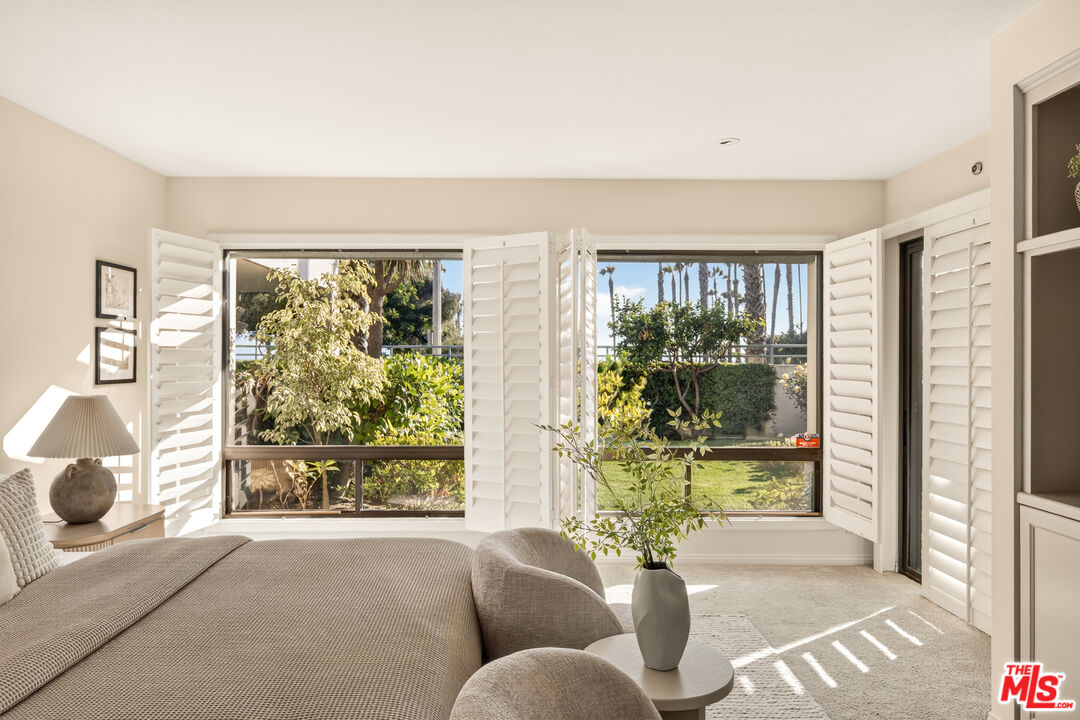 20 Ocean Park Blvd Unit: 7