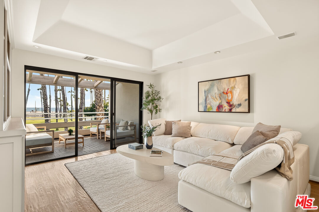 20 Ocean Park Blvd Unit: 7
