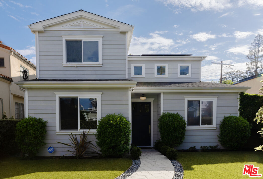 961 S Gretna Green Way