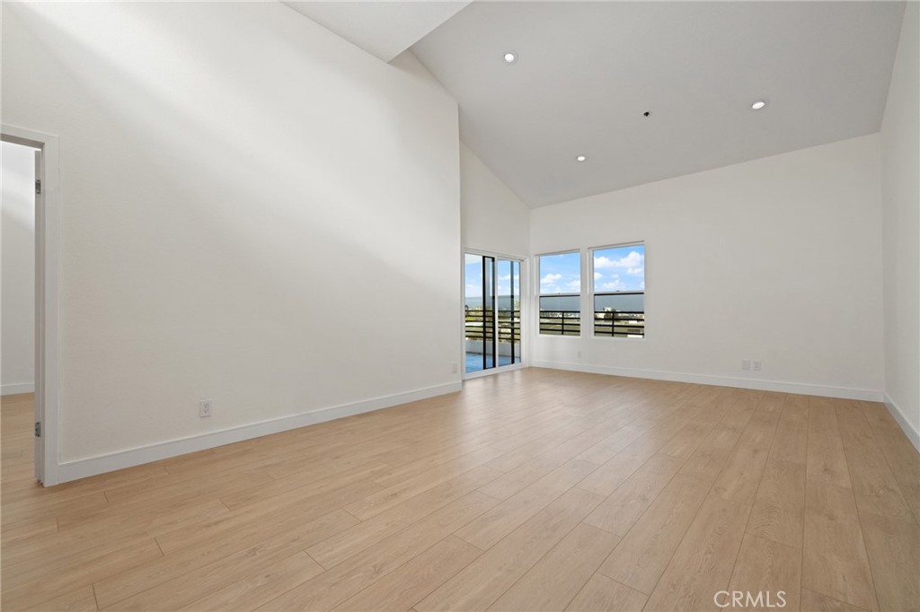 260 Cagney Lane 312