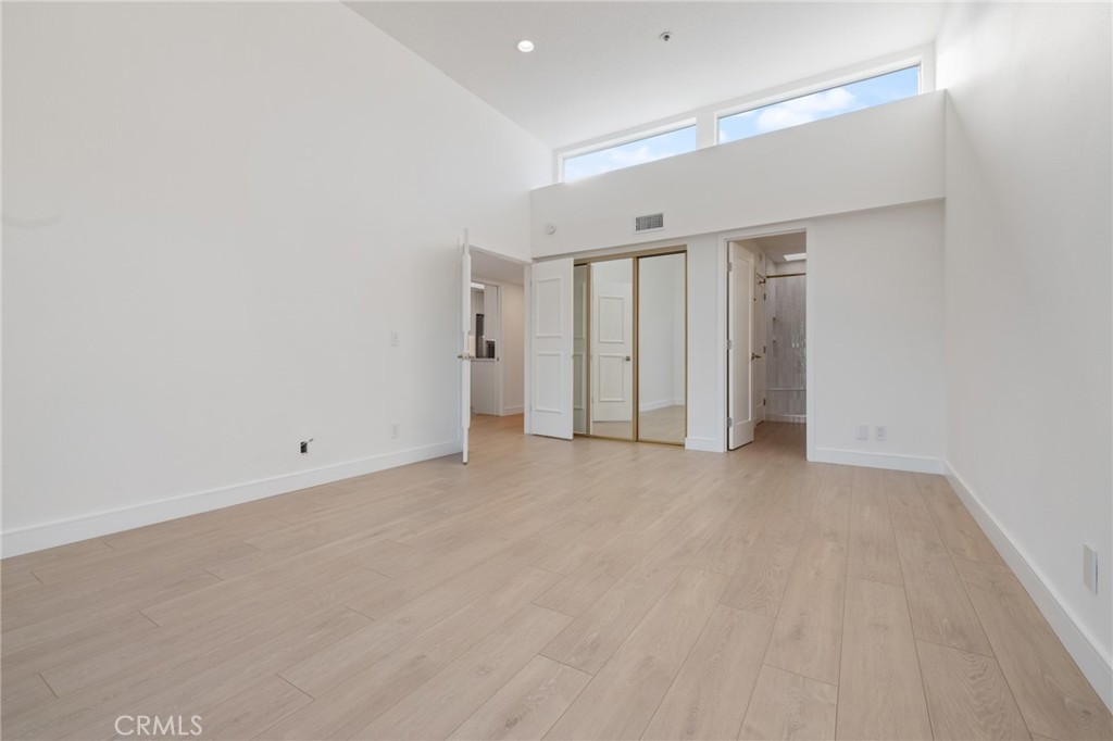260 Cagney Lane 312