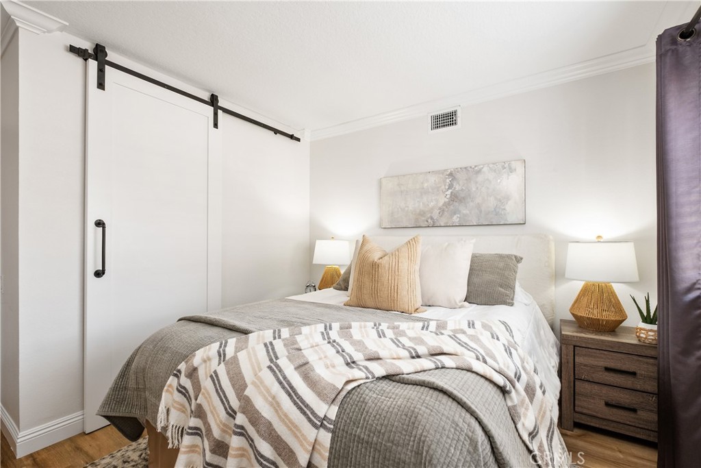 25631 Cresta Loma