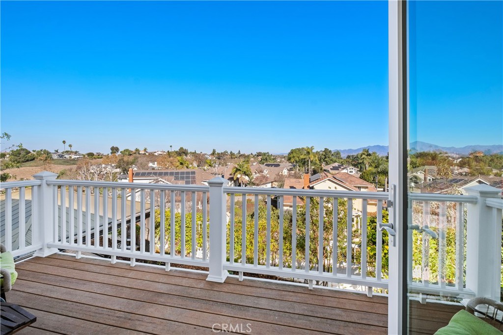 25631 Cresta Loma