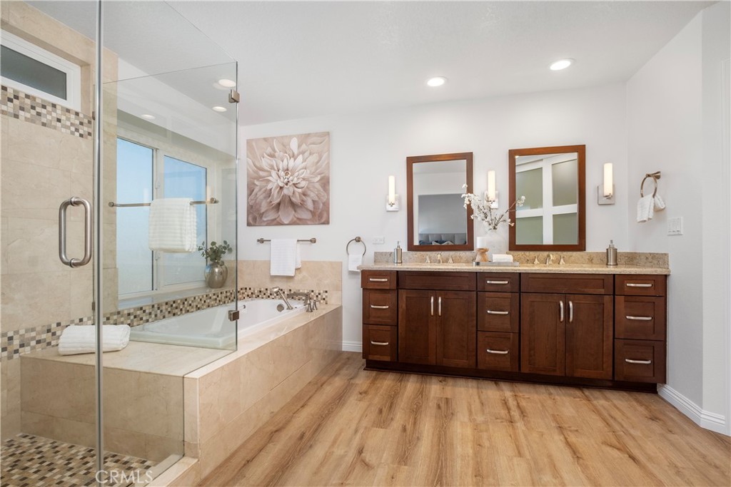 25631 Cresta Loma