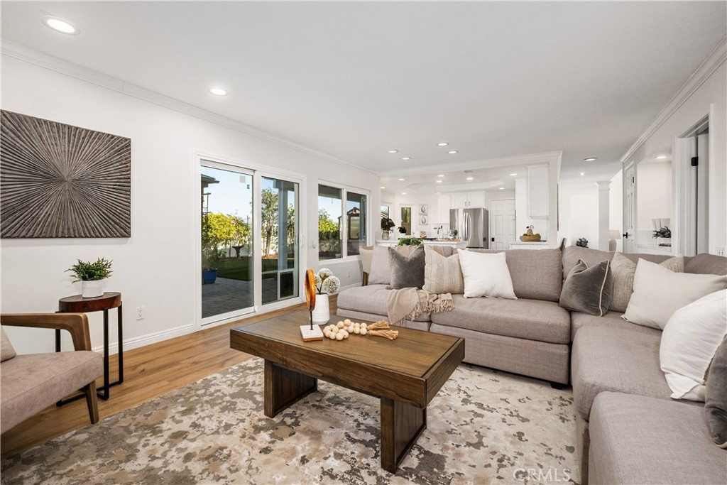 25631 Cresta Loma