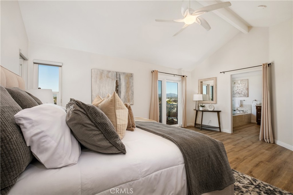 25631 Cresta Loma