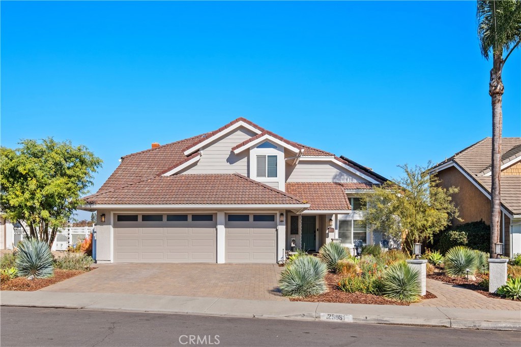 25631 Cresta Loma