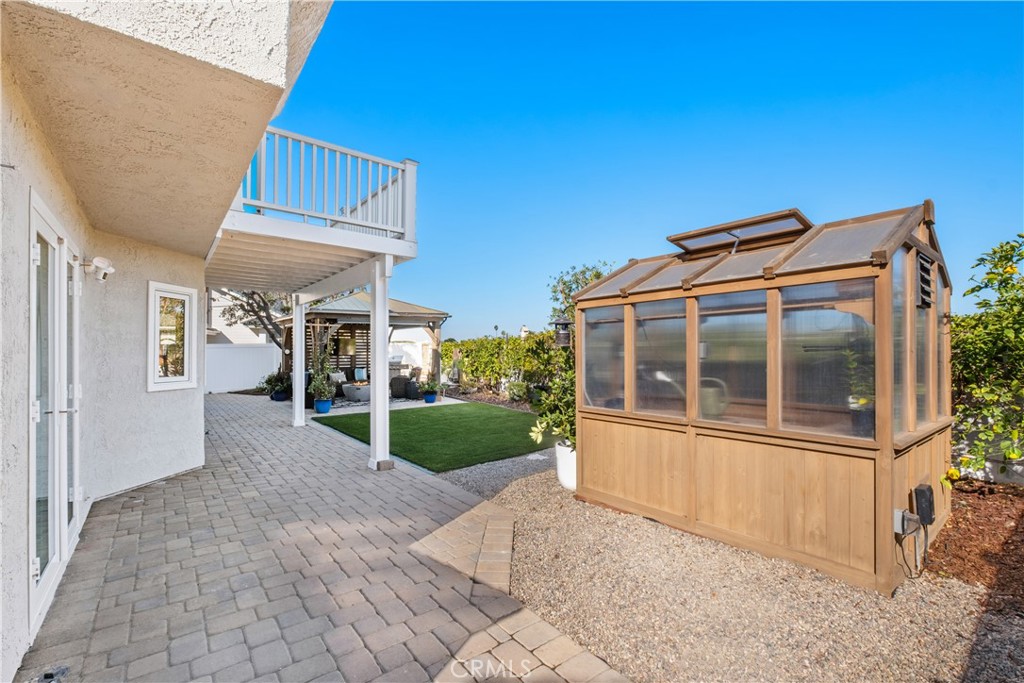25631 Cresta Loma