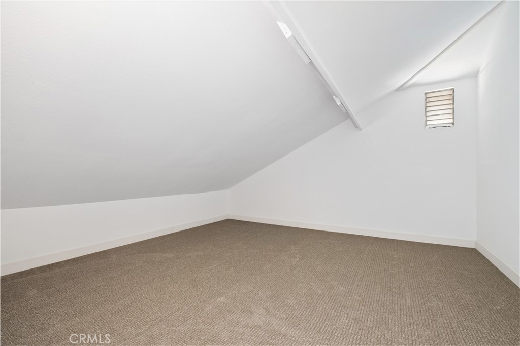 25631 Cresta Loma