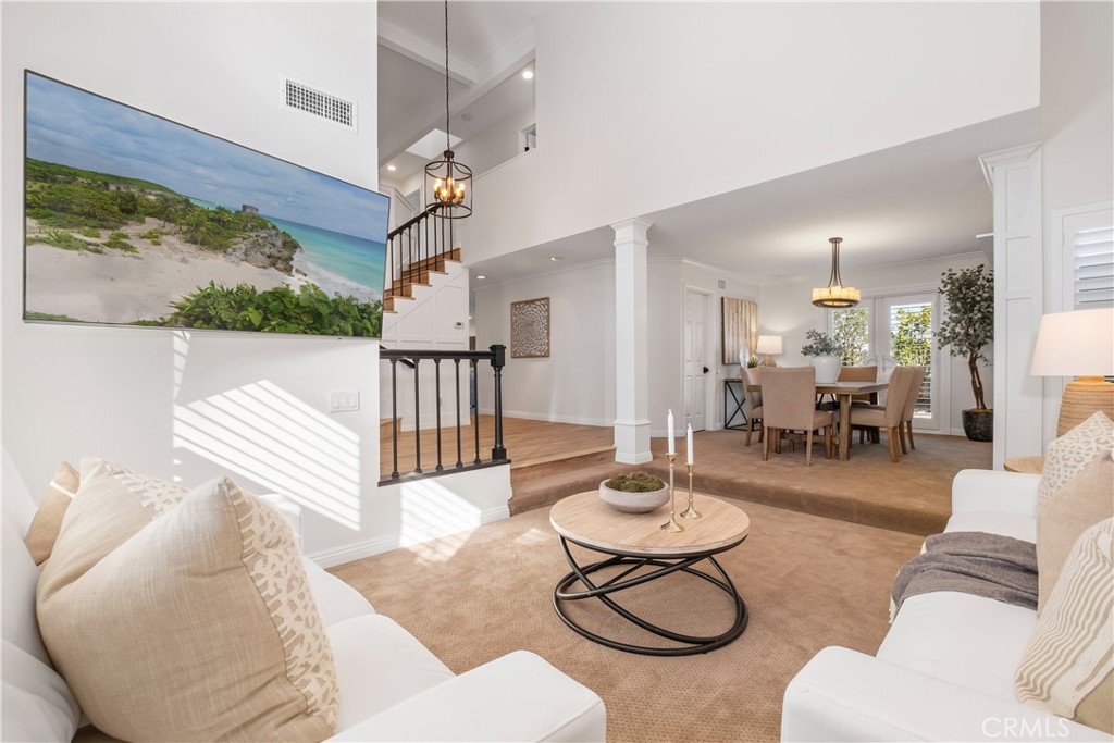 25631 Cresta Loma