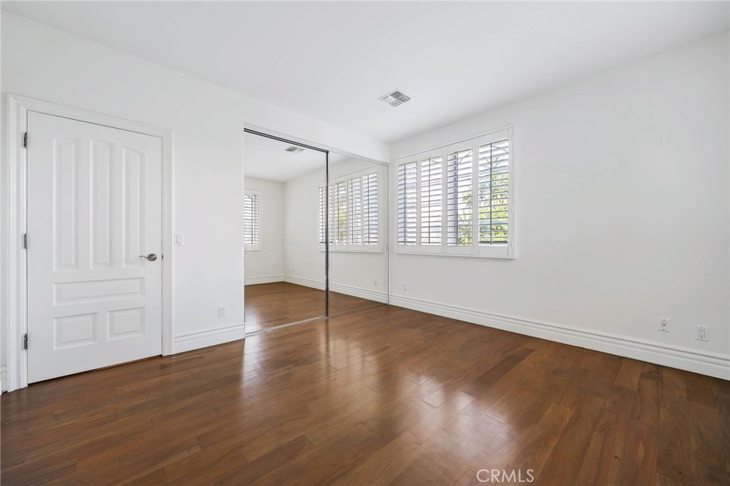 944 Harbor Crossing Lane