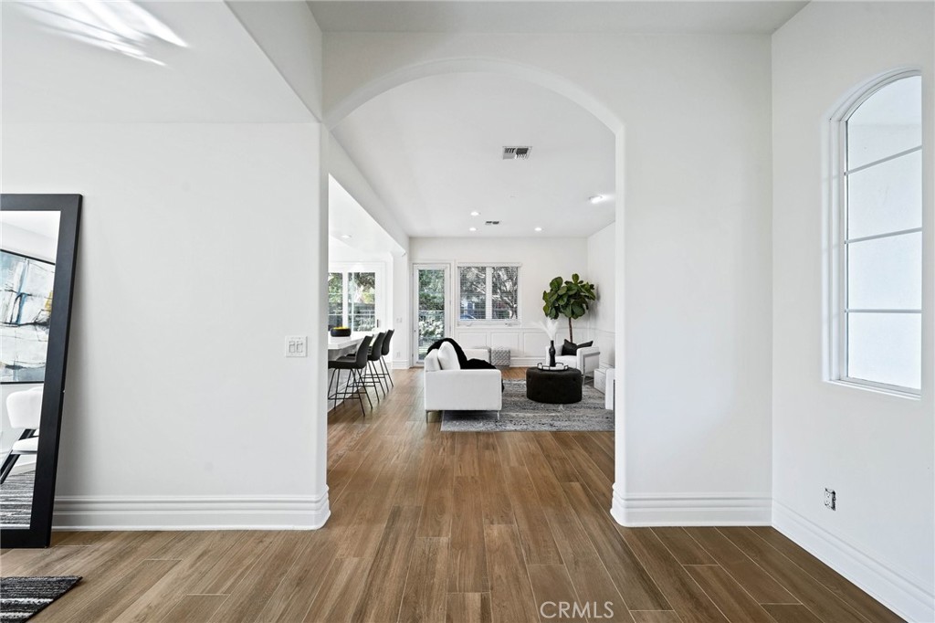 944 Harbor Crossing Lane