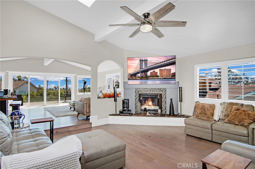 27001 Calle Juanita A
