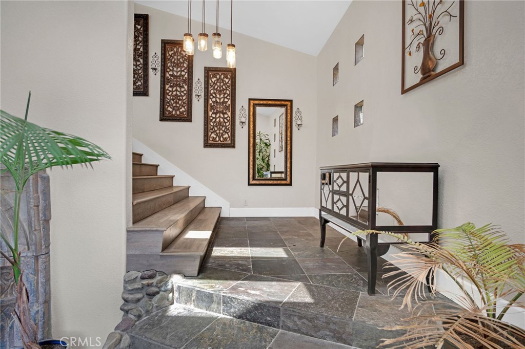27001 Calle Juanita A