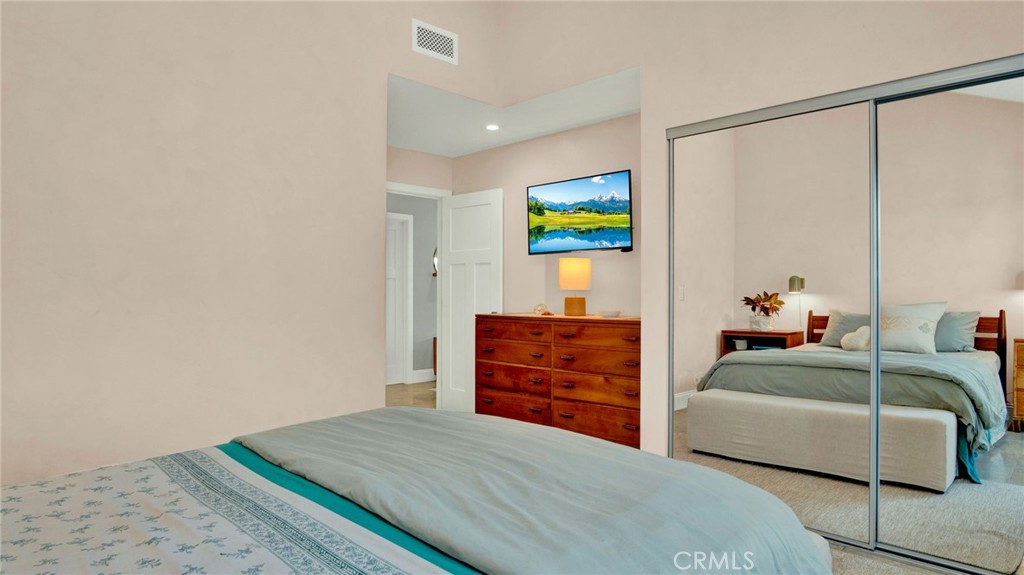 26562 Via Sacramento