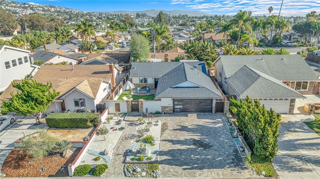 26562 Via Sacramento