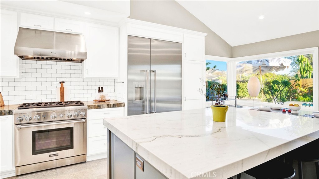 26562 Via Sacramento