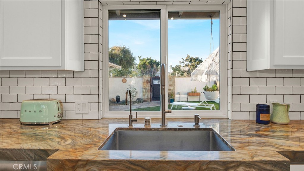 26562 Via Sacramento