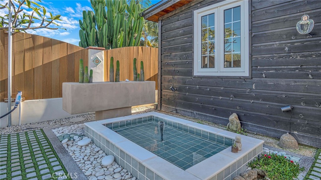 26562 Via Sacramento