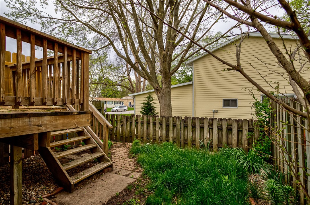 717 Meadow Place