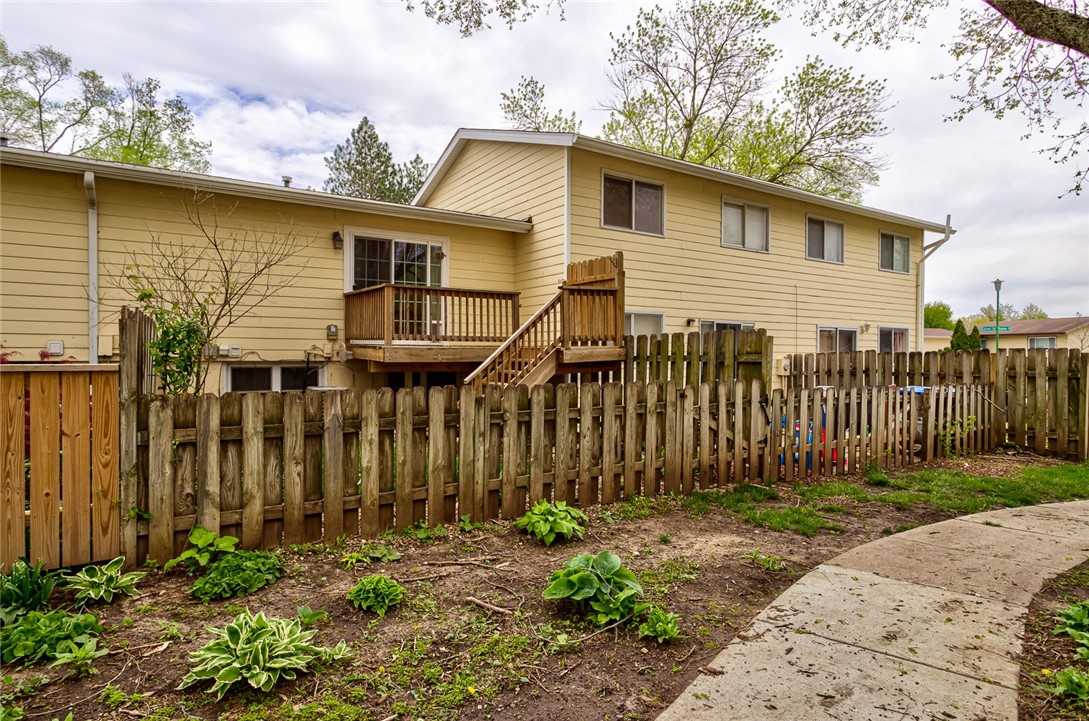 717 Meadow Place