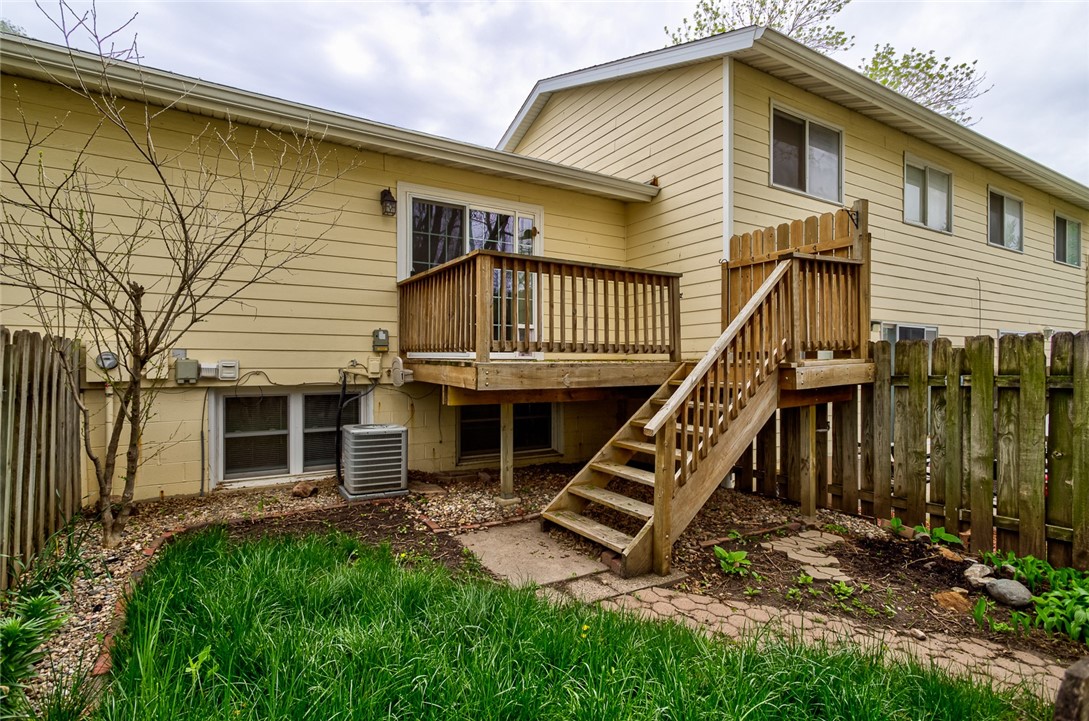 717 Meadow Place