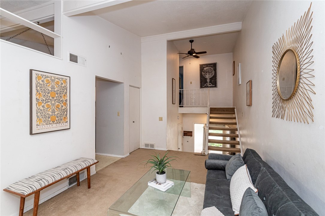 717 Meadow Place