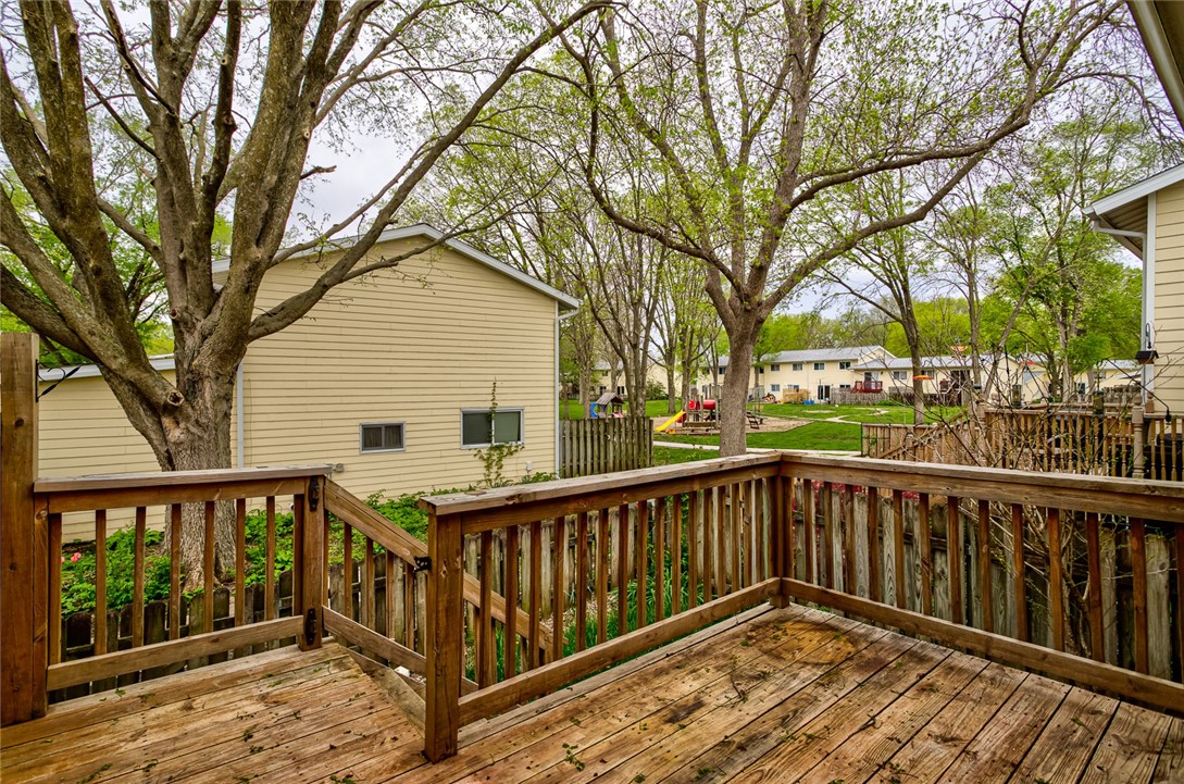 717 Meadow Place