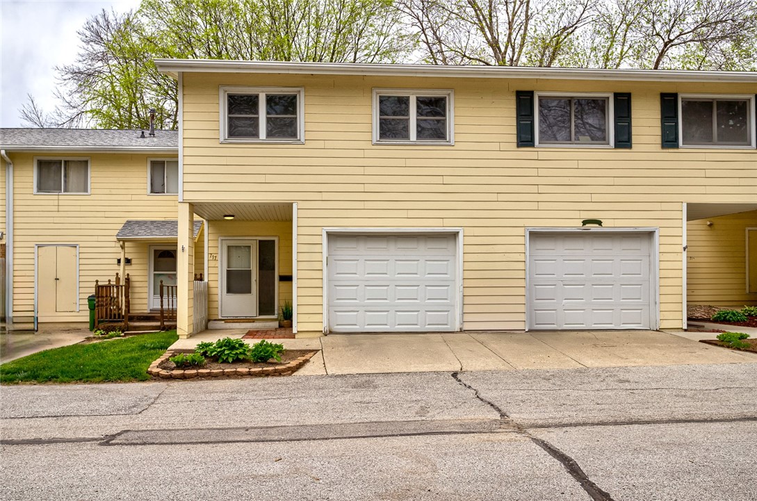 717 Meadow Place