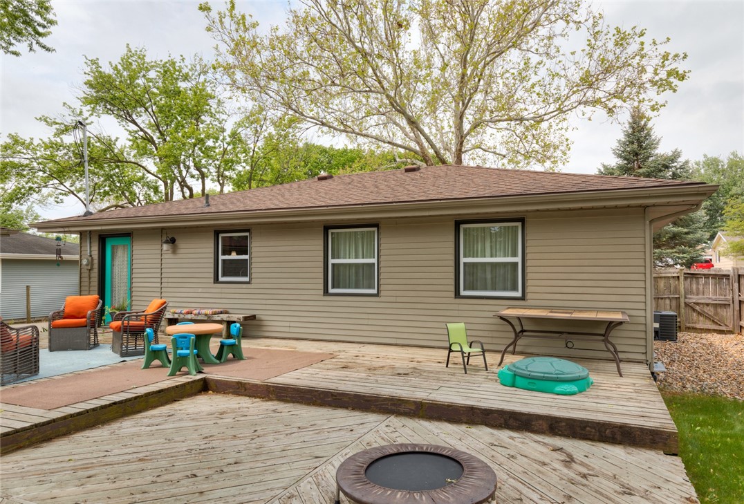 1008 Meadow Drive