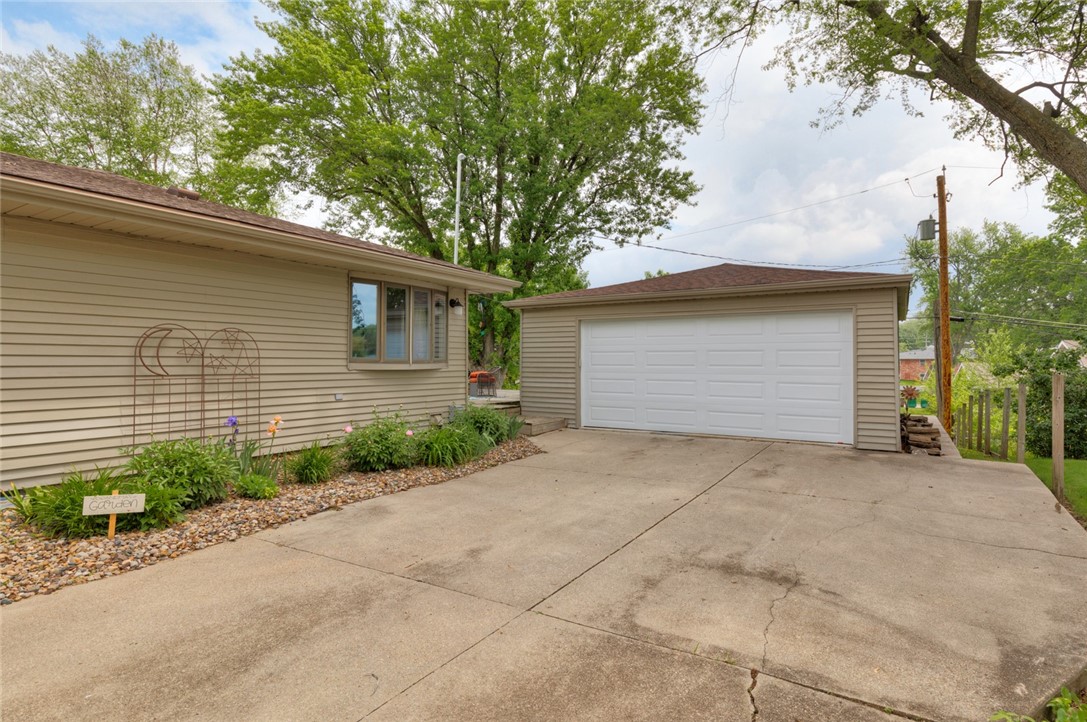 1008 Meadow Drive