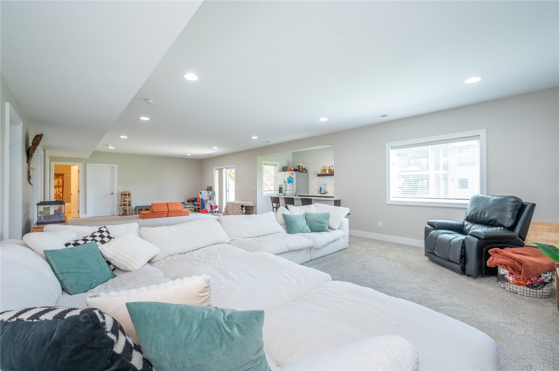 5205 NW 12th Street
