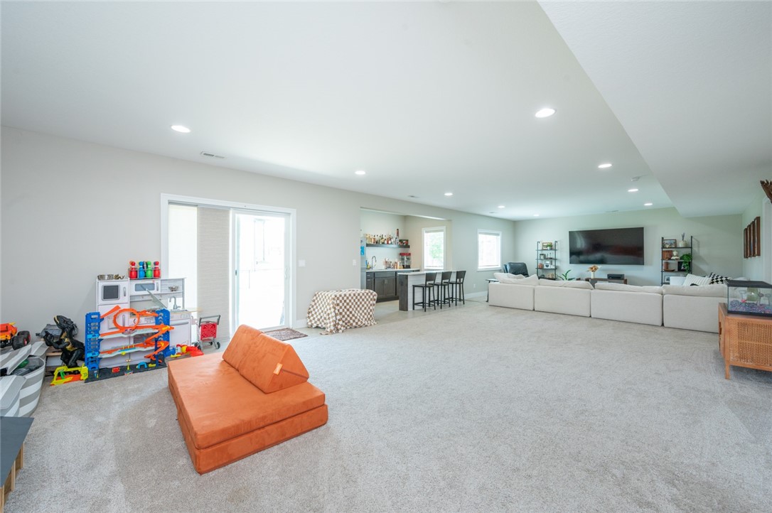 5205 NW 12th Street