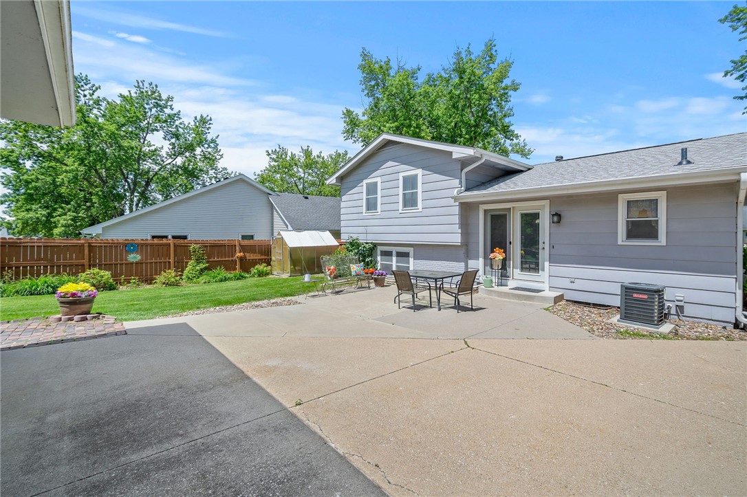 4950 Wakonda Drive