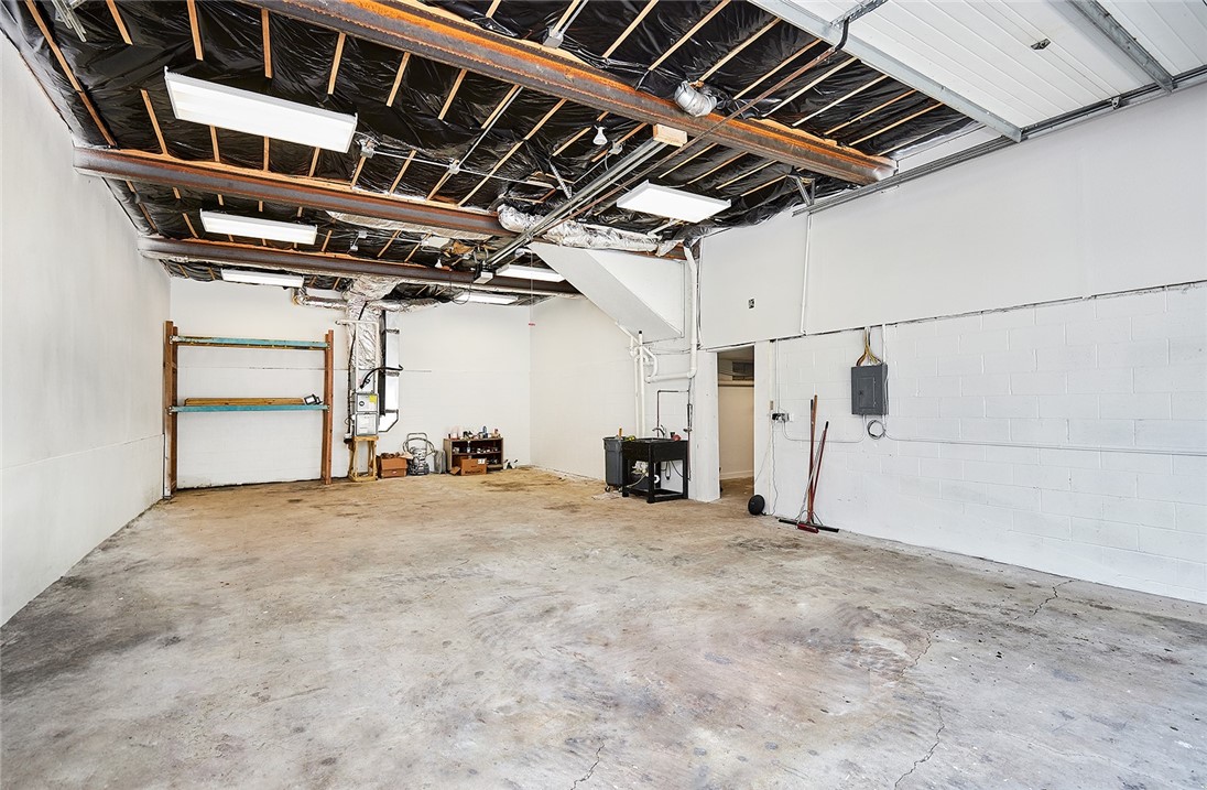1130 County Line Road