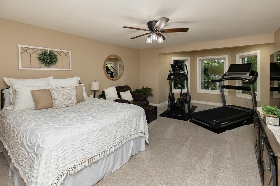 1328 Park View Drive
