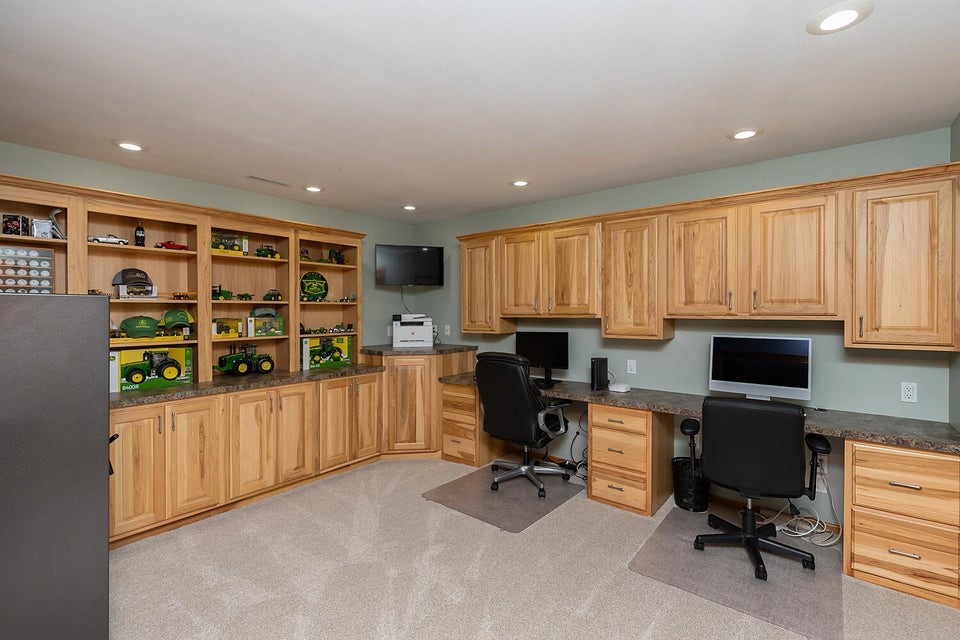 1328 Park View Drive