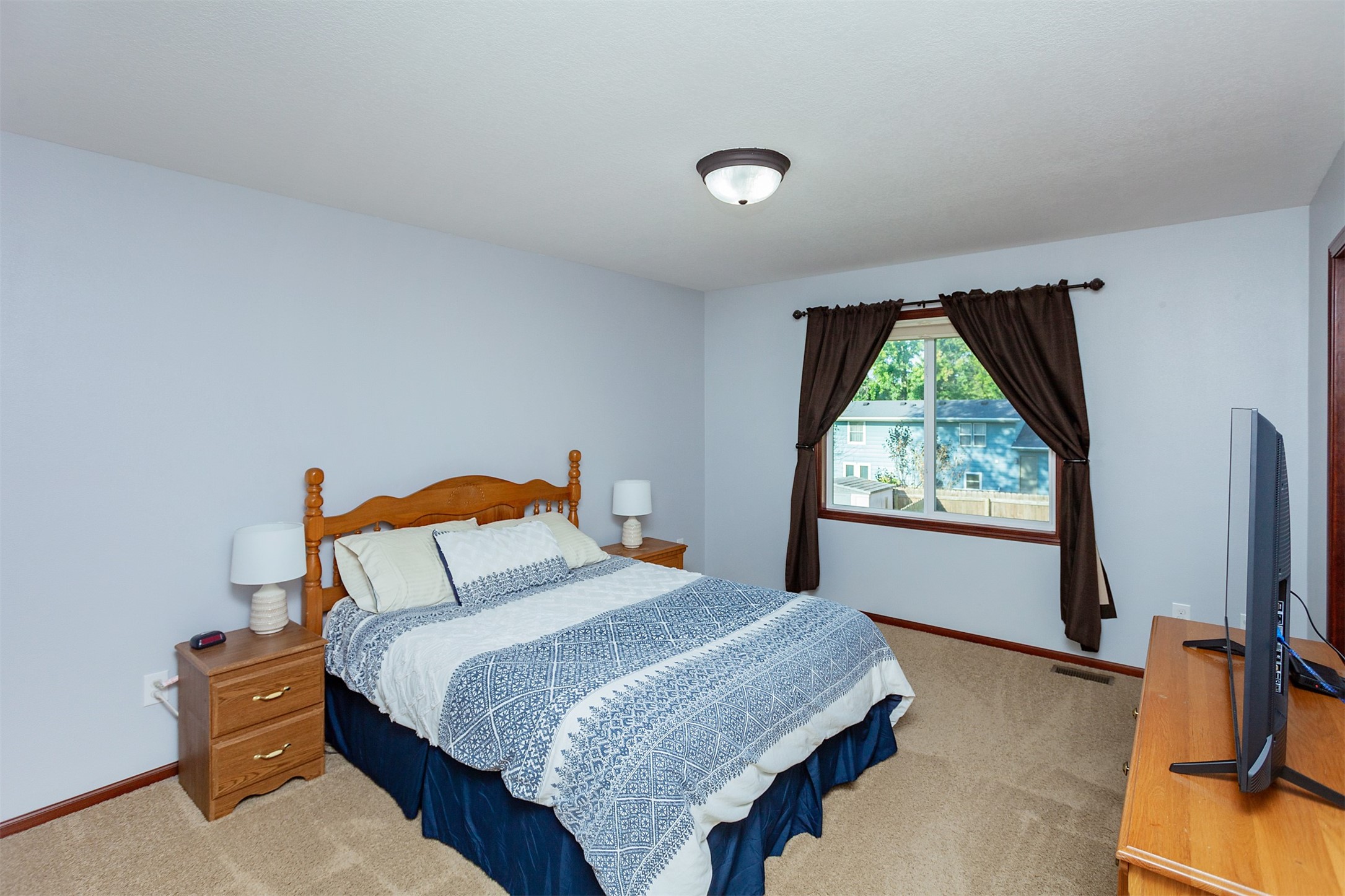 1125 Rolling Hills Court