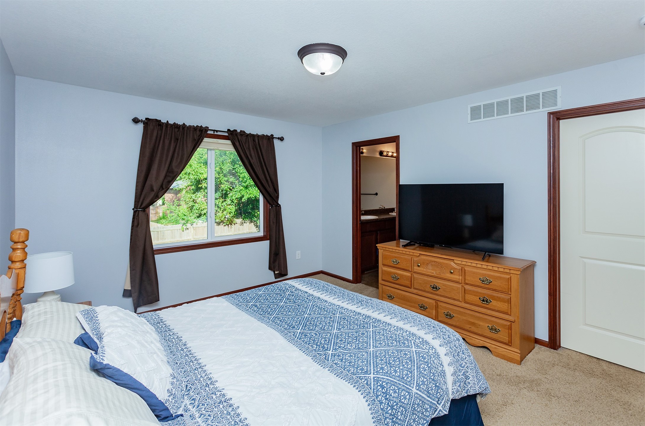 1125 Rolling Hills Court
