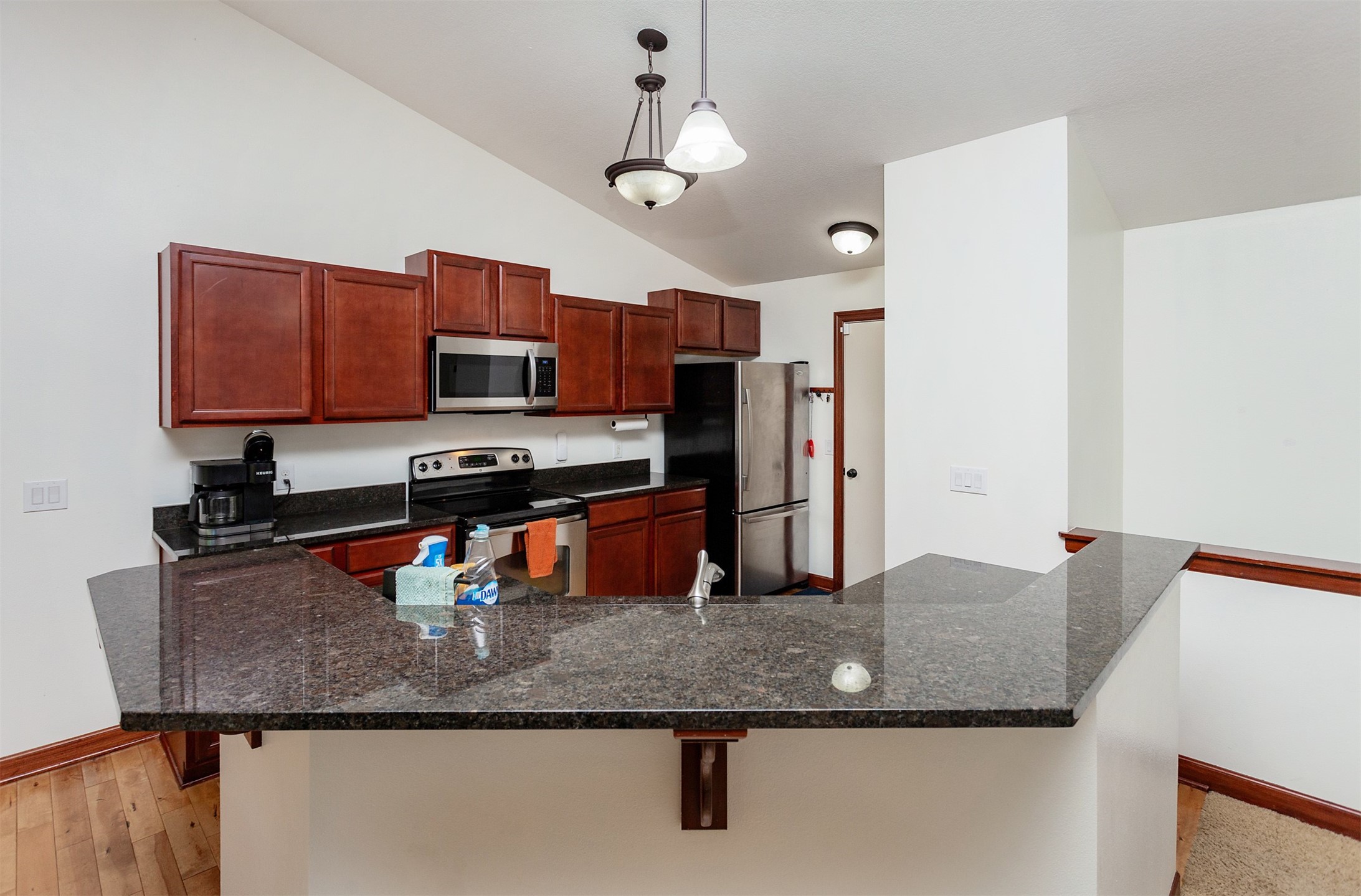 1125 Rolling Hills Court